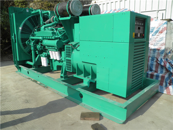 东丰发电机租赁-厂家给大家介绍发电机失磁现象