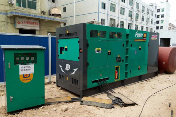 东丰为什么夏季要重点检查发电机组的燃油系统密封性？